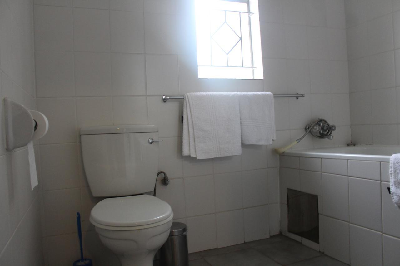 Strand Meadows B&B Gaborone Exterior foto